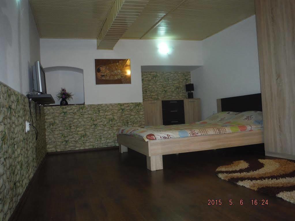 Sauna Apartament 브라쇼브 외부 사진